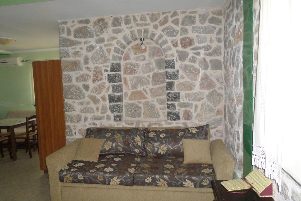 To Asteri Apartman Avgónima Szoba fotó