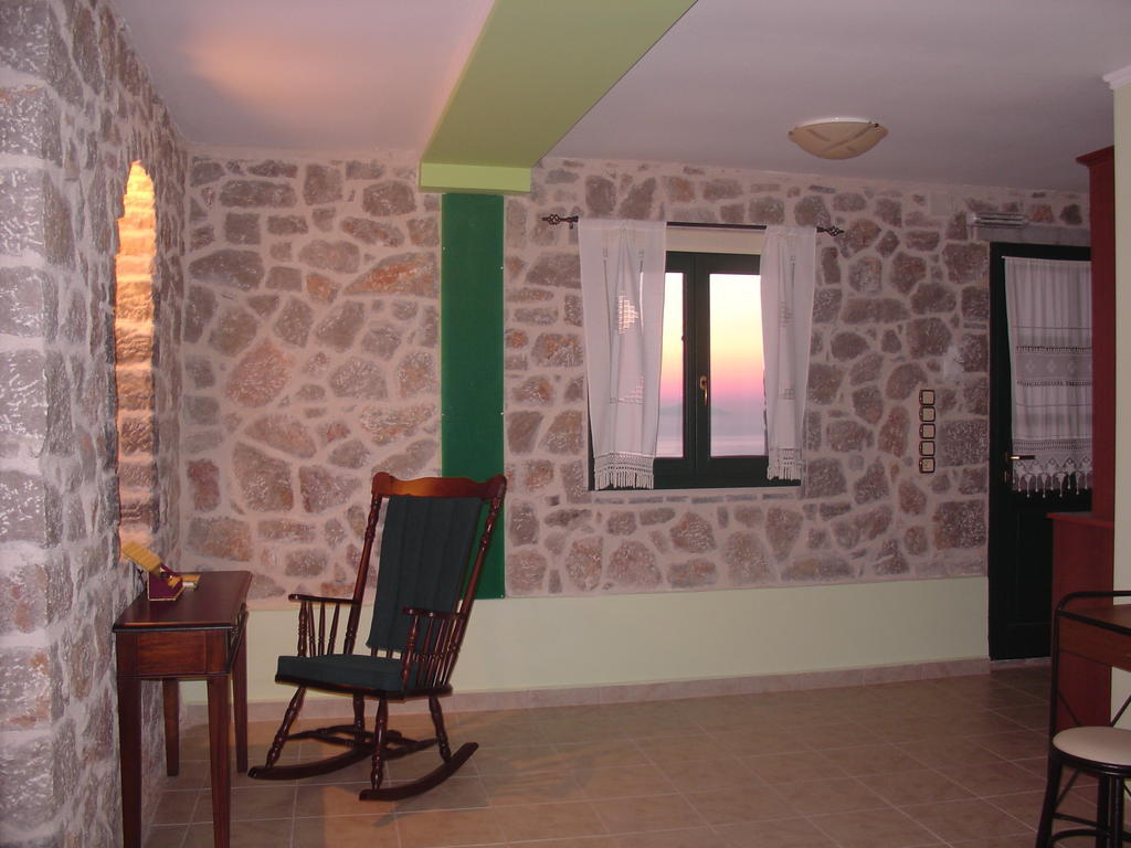 To Asteri Apartman Avgónima Szoba fotó